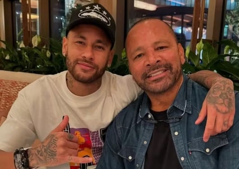 Pai de Neymar diz que jogador é odiado pelo Brasil e minimiza traições