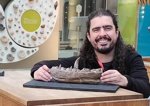 Youtuber Pirula deixa a UTI após AVC