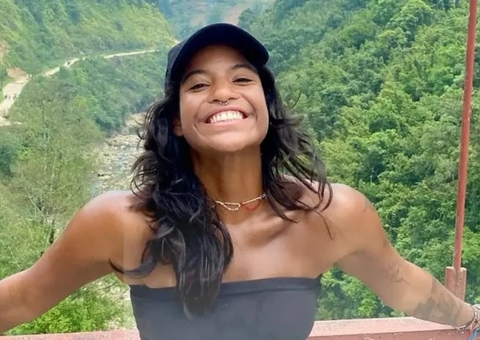 Juliana Marins é resgatada sem vida após cair em trilha de vulcão na Indonésia 