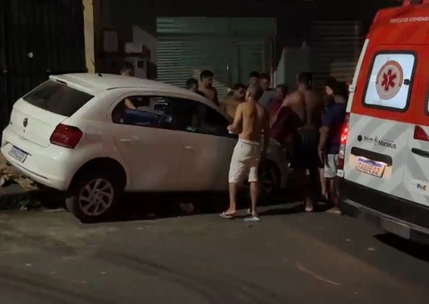 Motorista perde controle da direção e atinge muro no Santo Agostinho