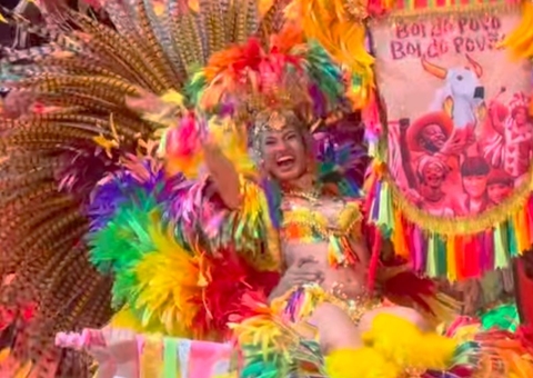 Perrechés vão ao delírio com apresentação de Jeveny Mendonça