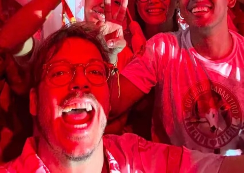 Fábio Porchat comemora vitória do Boi Garantido: "voltei para botar ordem na casa"