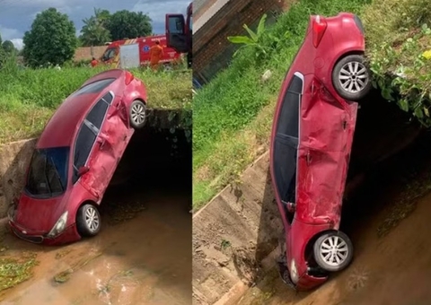 Crianças pegam carro da mãe e causam acidente com motociclista em Roraima