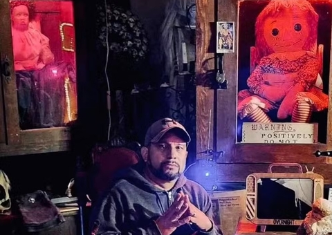 Investigador paranormal Dan Rivera morre durante turnê com boneca Annabelle