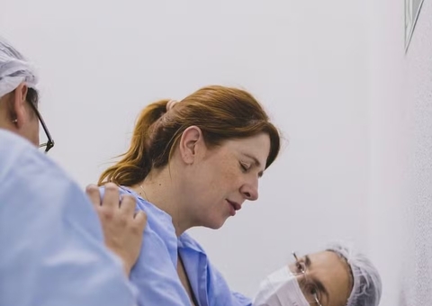 Dani Calabresa dá à luz ao primeiro filho; veja fotos