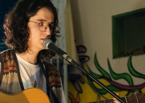 Cine Carmen Miranda encerra julho com documentário francês e show musical