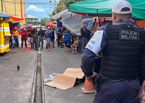 FOTOS: Homem é morto a tiros no Centro de Manaus
