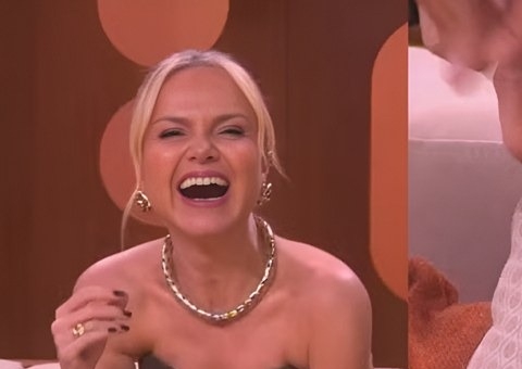 Eliana mostra parte da calcinha e faz revelação no Saia Justa