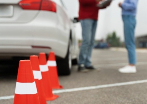 Governo estuda fim da obrigatoriedade de autoescola para tirar CNH