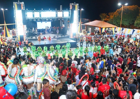 Agremiações encantam na segunda noite dos 93 anos de Coari rumo ao 8º Festival Cultural