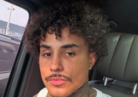 MC Livinho segue internado na UTI com sangramento no pulmão após acidente