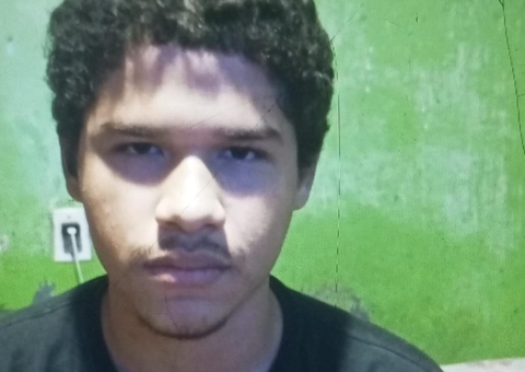 Adolescente desaparece após sair de escola em Manaus