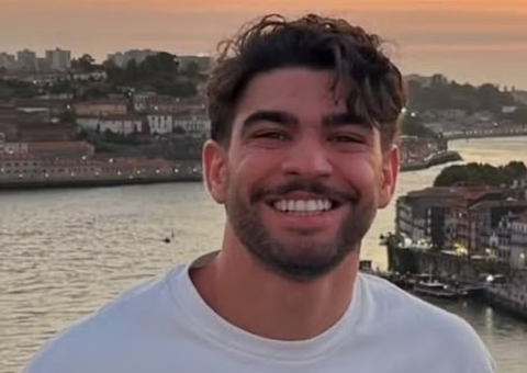 Brasileiro morre ao cair do terceiro andar de hotel durante férias em Ibiza