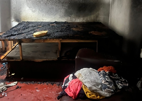 Filho é preso pela 5ª vez  após incendiar casa da mãe no São José