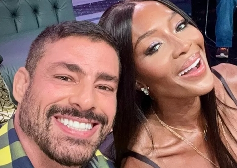 Naomi Campbell revela que estudou com Cauã Reymond 