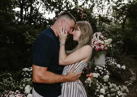 Taylor Swift anuncia noivado com Travis Kelce; veja fotos