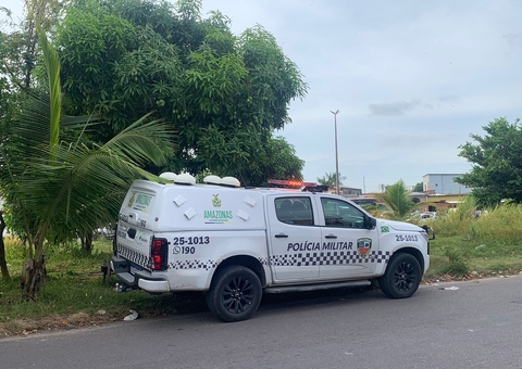 Moradores encontram homem morto em sofá no Crespo