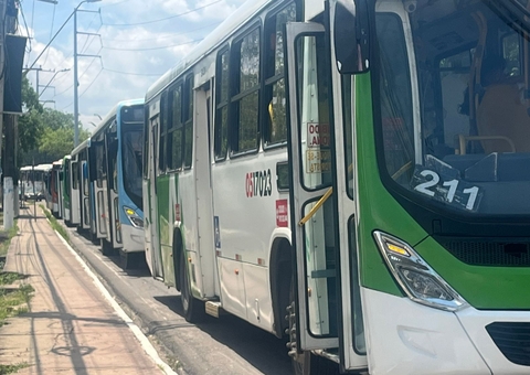 Rodoviários paralisam atividades e ameaçam greve geral em Manaus