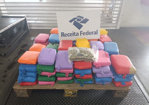 Fiscalização apreende 80 kg de drogas no terminal de carga do aeroporto de Manaus