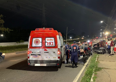 Condutor morre após cair de moto e ser atropelado na Avenida das Torres