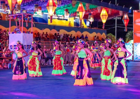Coari encerra festival cultural com premiação de nove agremiações