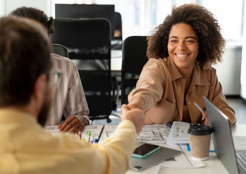 Instituto abre oito vagas em tecnologia para desenvolvedores Fullstack e Pleno em Manaus