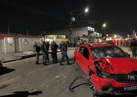 Mulher morre atropelada durante perseguição de carro e moto em Manaus