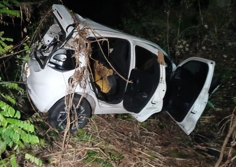 Jovem morre em grave acidente de carro na AM-070