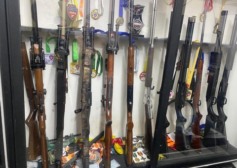 Sargento da PM suspeito de mandar matar Dubarranco tinha arsenal com fuzil