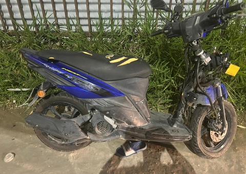 Motociclista é arremessado em acidente violento em Manaus