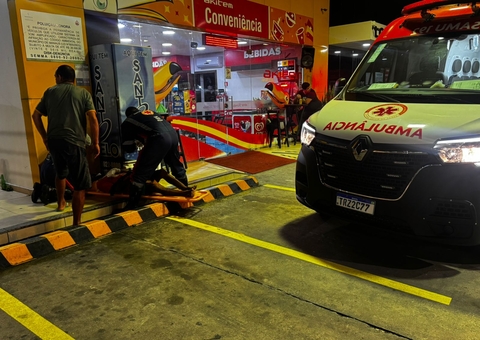 Homem é agredido e tem dedo cortado por criminosos que cobravam dívida em Manaus