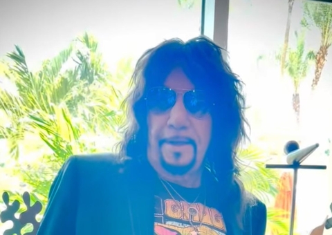 Ace Frehley, guitarrista do Kiss, morre aos 74 anos