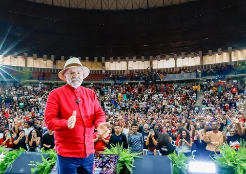 Governo anuncia edital para investir R$ 108 milhões em cursinhos populares