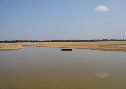 Prefeitura de Barcelos é investigada pelo MPAM por compra de água mineral vencida na estiagem