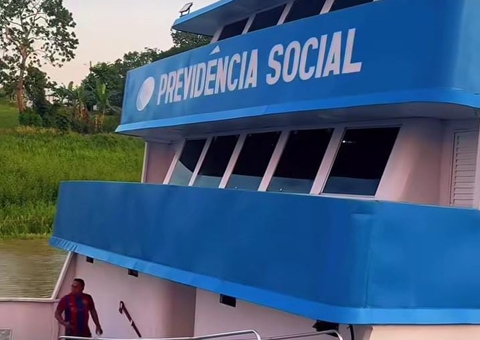 Barco da Previdência Social chega a Tabatinga para mutirão de benefícios