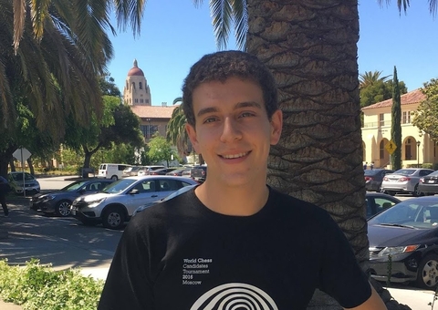 Mestre em xadrez, Daniel Naroditsky morre aos 29 anos nos EUA