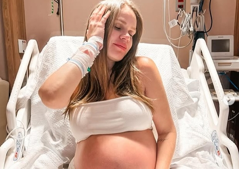 Internada, ex-bbb Paulinha Leite revela que parto será antecipado