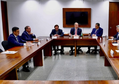 Bancada do Amazonas se reúne para definir emendas prioritárias ao Orçamento Federal de 2026