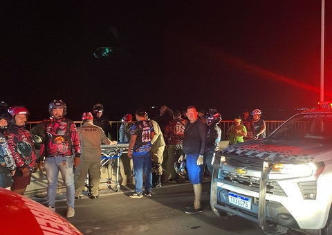 Motociclistas que procuravam colega de profissão desaparecida se envolvem em acidente na Ponte Rio Negro