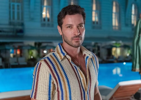 Ator Leandro Lima é hospitalizado após ingerir gasolina 