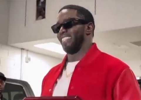 Sean Diddy Combs aparece irreconhecível em foto na prisão