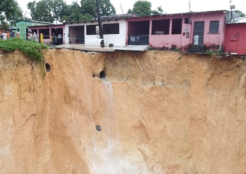 Famílias afetadas por deslizamento no Cidade Nova receberão auxílio-aluguel