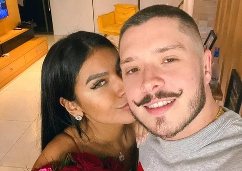 Pocah fala pela primeira vez sobre fim do relacionamento com Ronan Souza