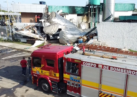 Veja como ficou o local do desabamento de tonéis de vinagre na Compensa