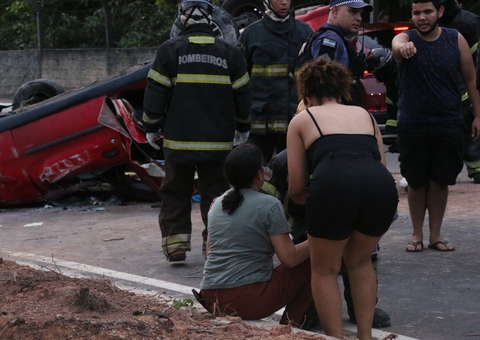 Desespero: familiares acompanham resgate de vítimas após grave acidente na Av. do Turismo
