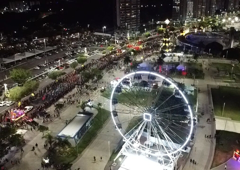 Roda-gigante na Ponta Negra segue todas as normas, afirma Prefeitura
