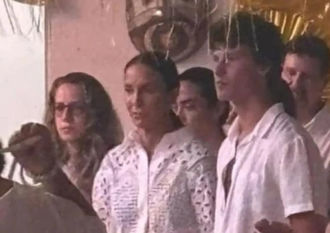 Shawn Mendes visita terreiro com Ivete Sangalo e internautas reagem