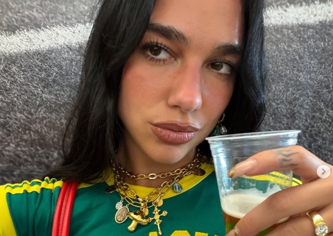 Dua Lipa passa fim de semana na casa de Luciano Huck e fará participação no Domingão