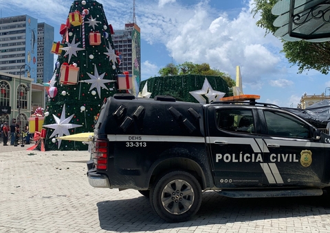 Trabalhador morre após desabamento de árvore de Natal no Largo São Sebastião
