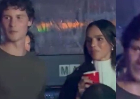 Bruna Marquezine e Shawn Mendes são flagrados em cinema e aumentam rumores de affair